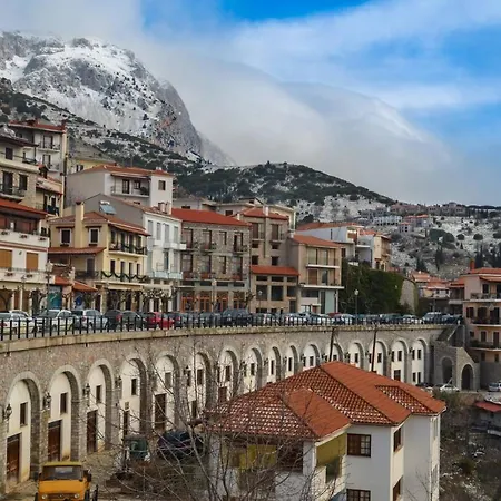 Casa de Férias Filoxenia Maisonette Downtown Arachova! *